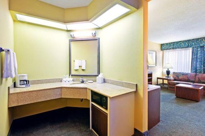 Holiday Inn Express Hotel Fort Campbell-Oak Grove By Ihg Habitación foto